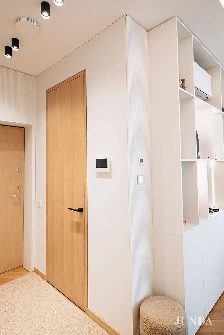 Beapvadines Durys JUNDA