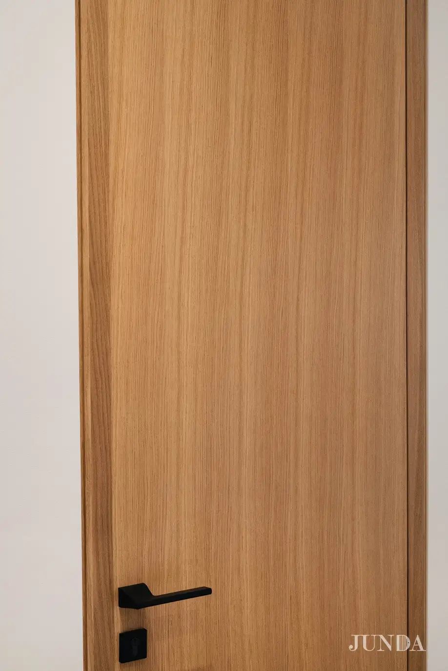 Beapvadines Durys JUNDA